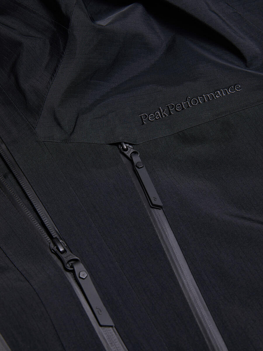 M Vertical Gore-Tex Pro Jacket (FW25) - Peak Performance Whistler